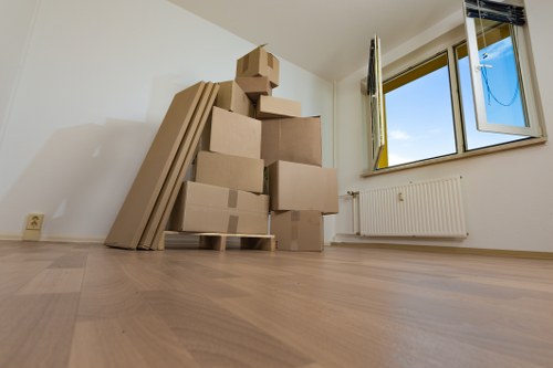 Residential moving truck support for flats and homes in Paddington